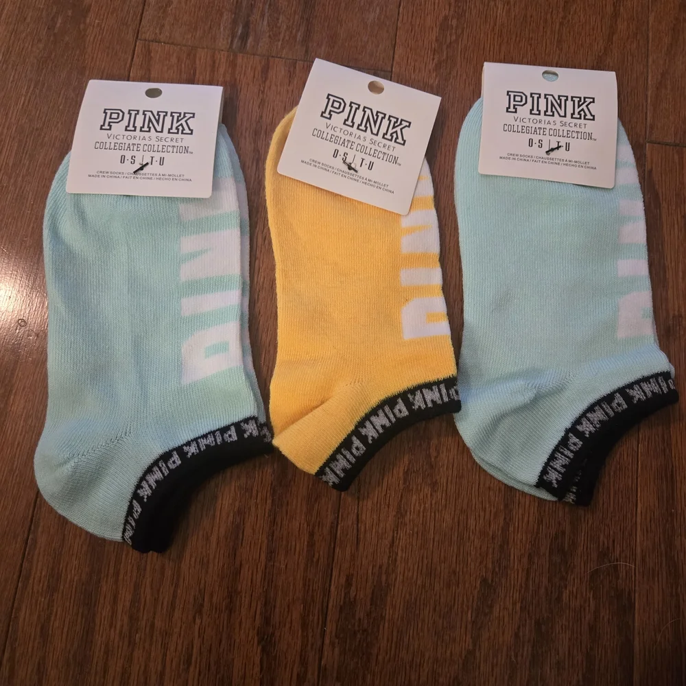 PINK Victoria's Secret Collegiate Collection - 2 Mint, 1 Yellow